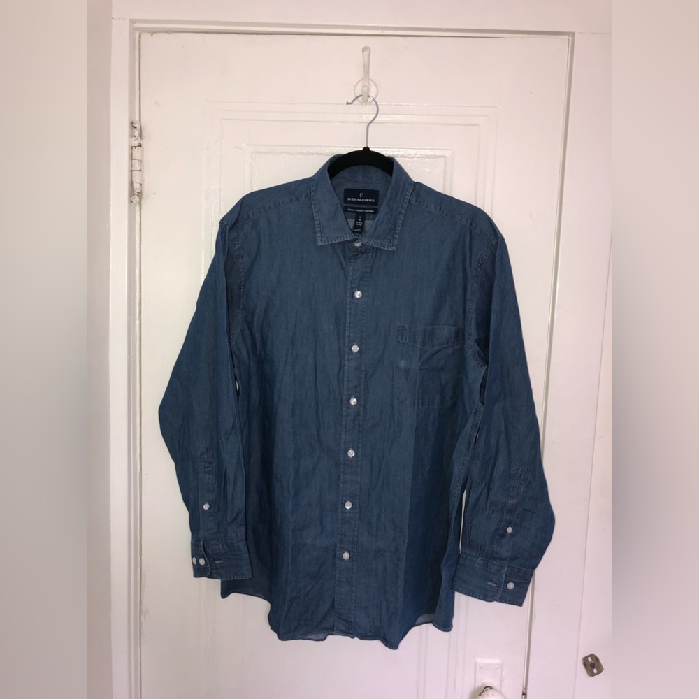 Buttoned Down men’s denim shirt
